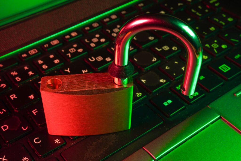 what is a DDoS attack - TrentaHost